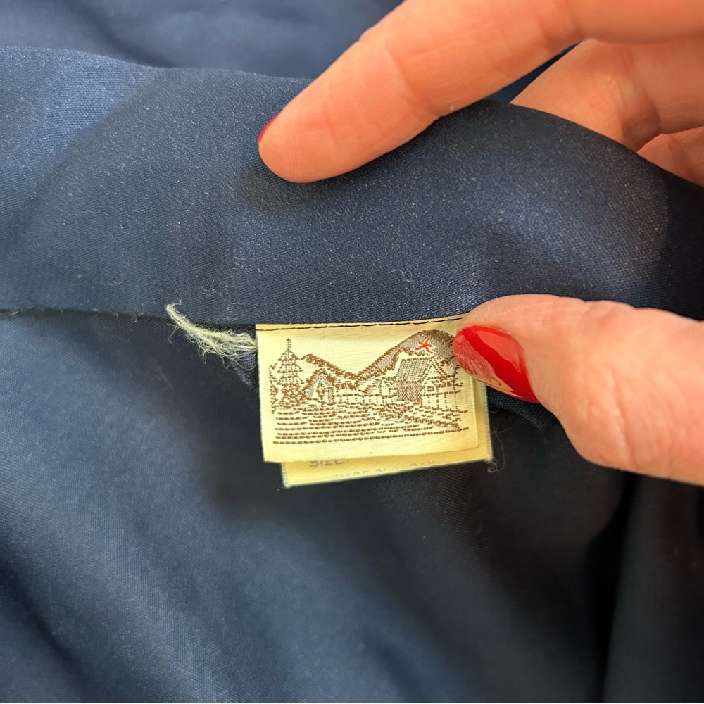 Authentic Japanese Navy Blue Gold Embroidered Kimono Robe - Picture 12 of 14